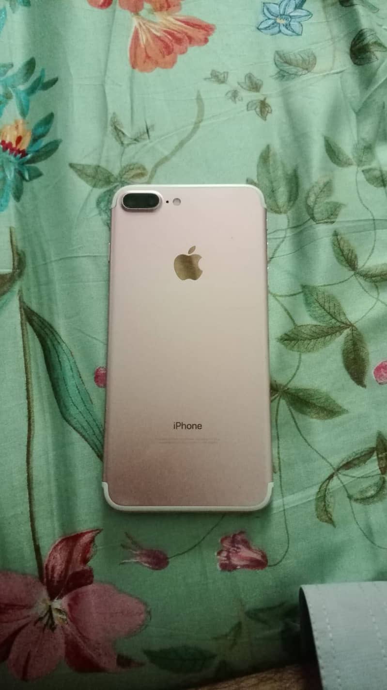 iPhone 7 Plus 1