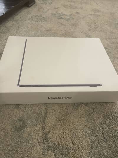 Macbook Air M2 2023