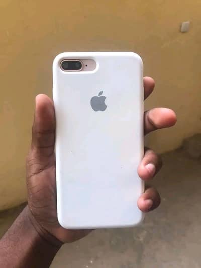 iphone 7 plus 128 GB  no open no repair PTA approved all ok