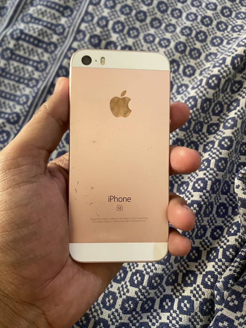 Apple iPhone SE 0
