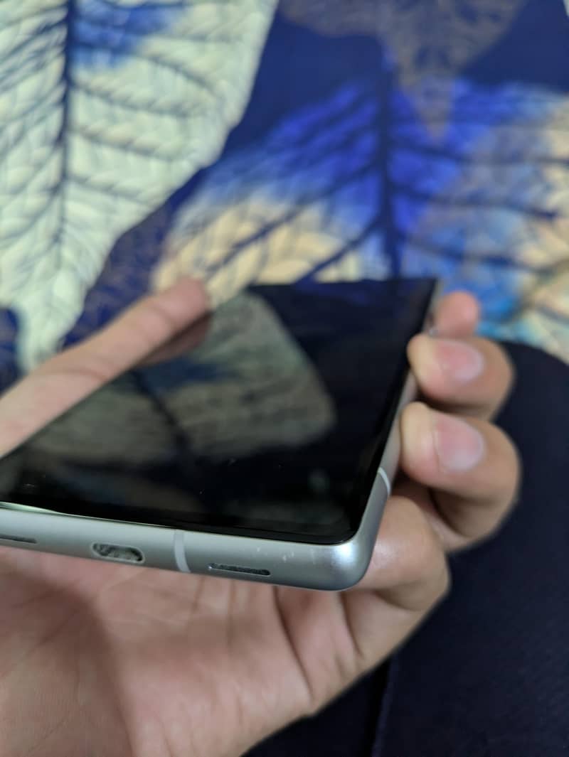 Google Pixel 7a 2