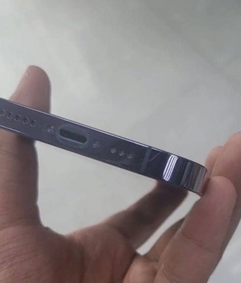 iPhone 14 pro 4