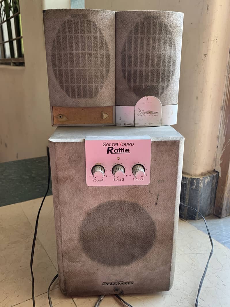 Computer Speakers 0