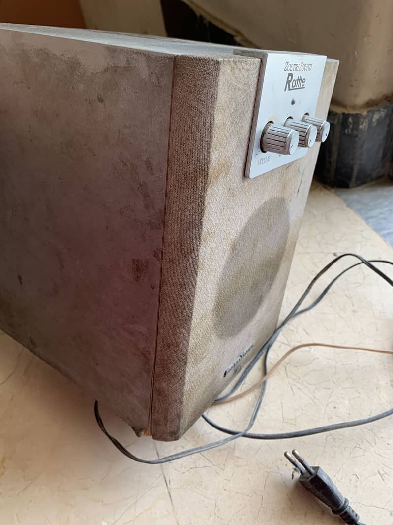 Computer Speakers 8
