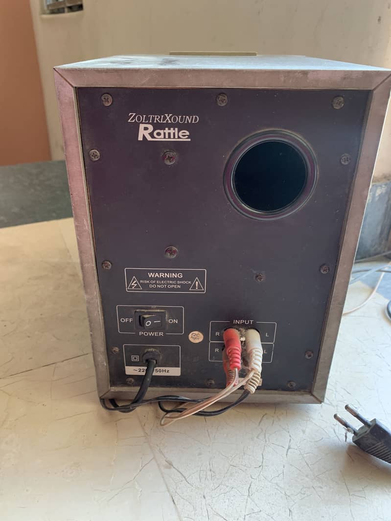 Computer Speakers 9