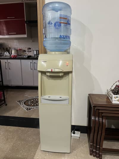Orient Water Dispenser with Excellent Working Condition