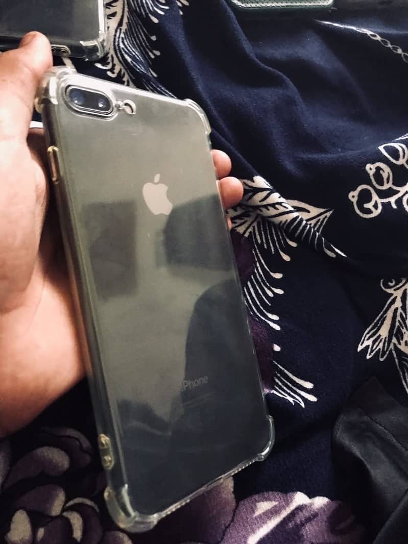 iphone 8 plus 2