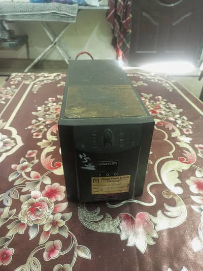 APC UPS 700 For Sale