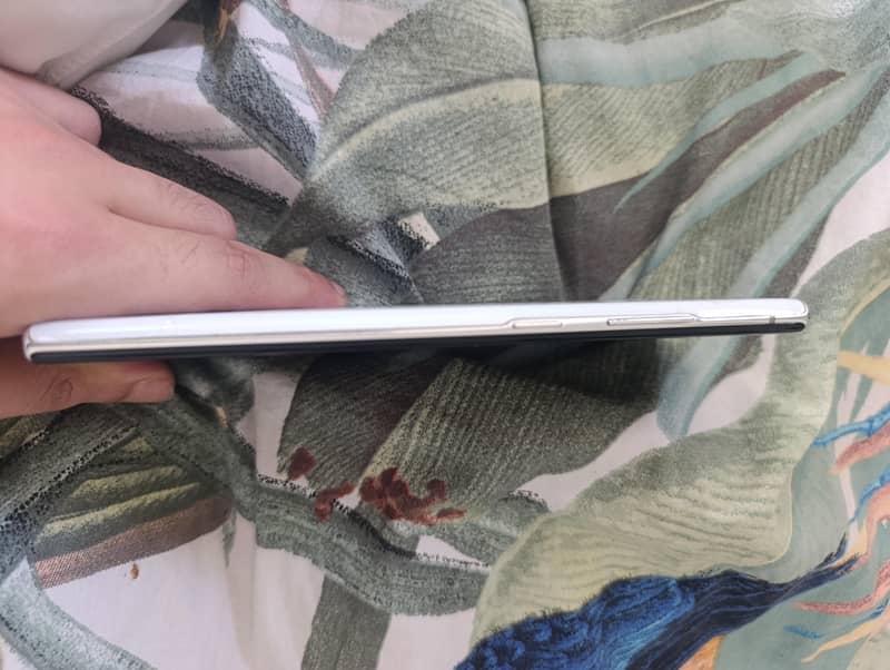 Samsung Mobile Note 10 Plus 3