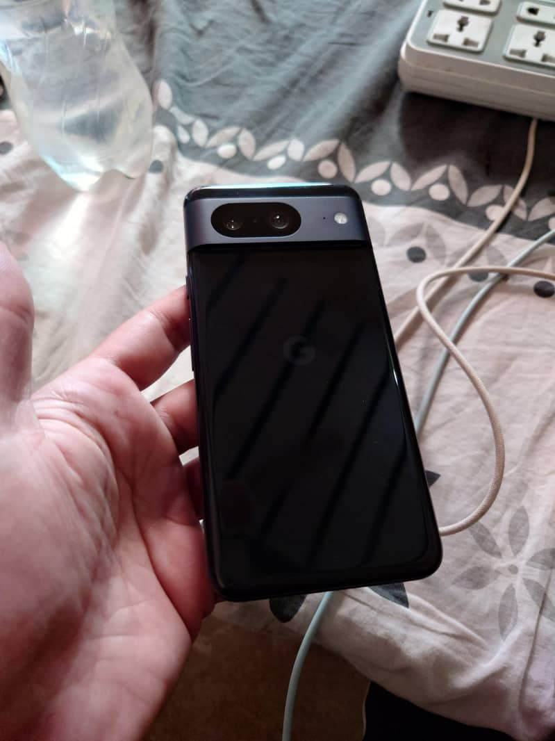 Google Pixel 8 1