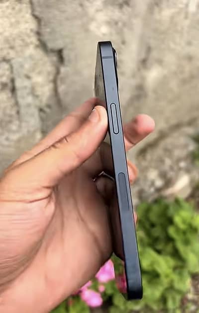 IPhone13jv