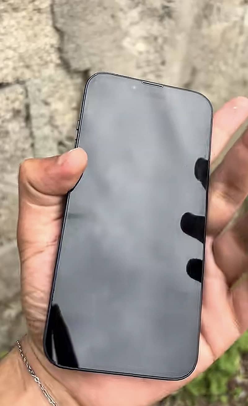 IPhone13jv 2