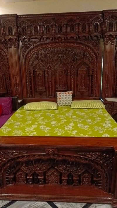 Bed Set (Chinioti Haveli Style)