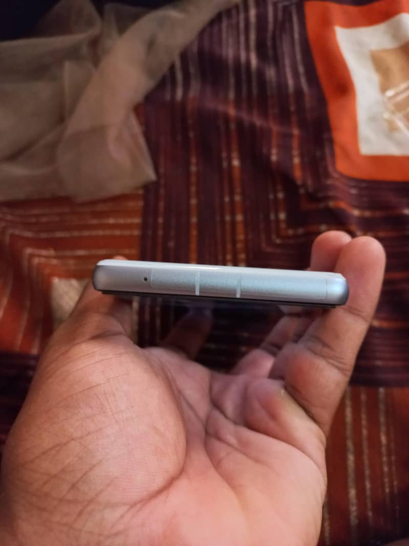 Google Pixel 7a 2