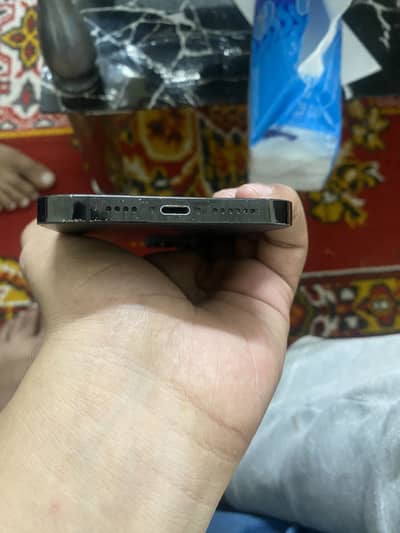 iPhone 14 Pro Max jv