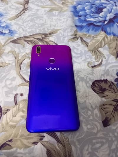Vivo V9 4/64 official pta aproved