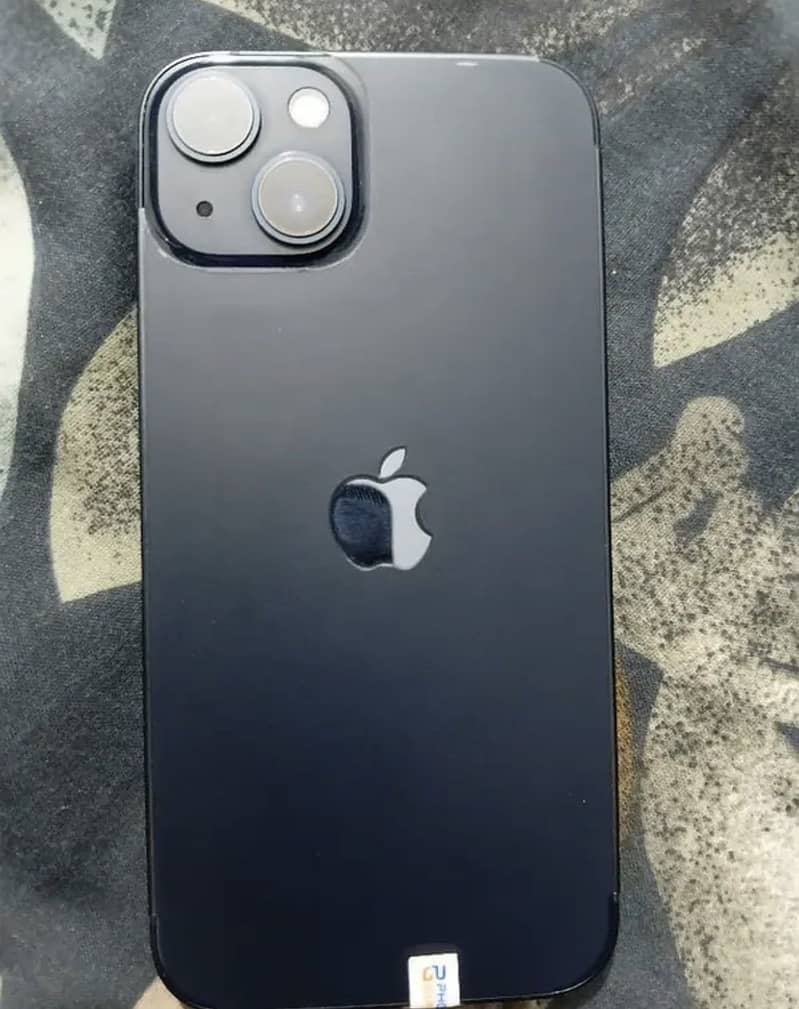 Apple iPhone 13 4
