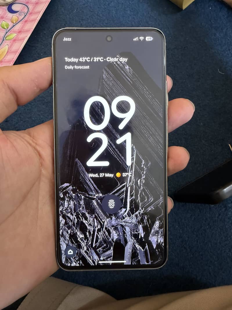 Google Pixel 8 3