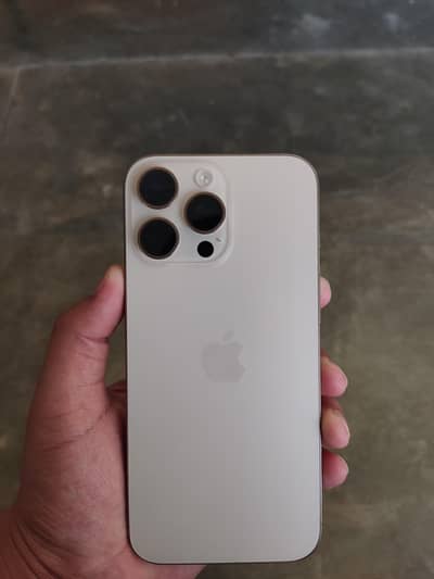 Apple iPhone 16 Pro Max (JV)