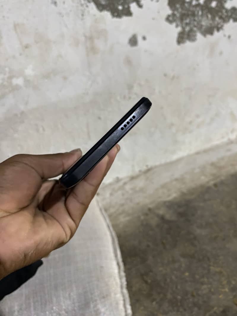 REDMI A2+ 1