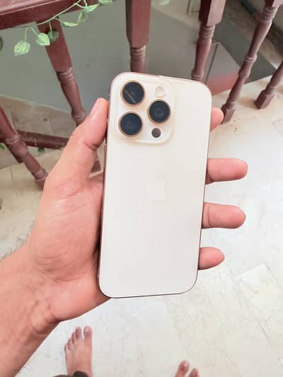 İPhone 16 pro Jv 256