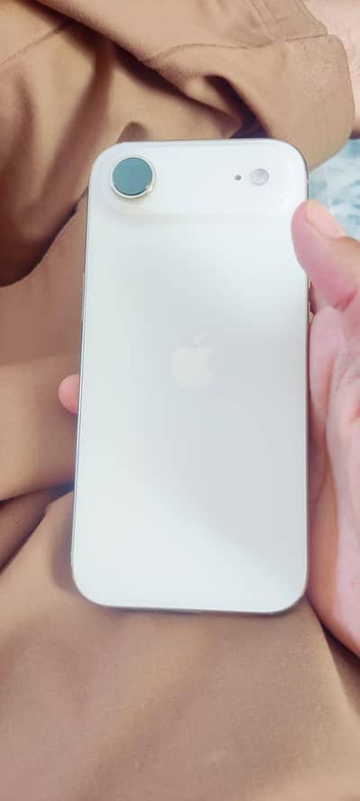 Apple iPhone 17 Air jv