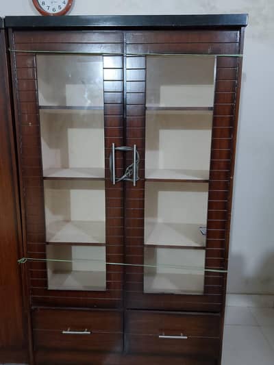 Punjab wood divider 3 months used