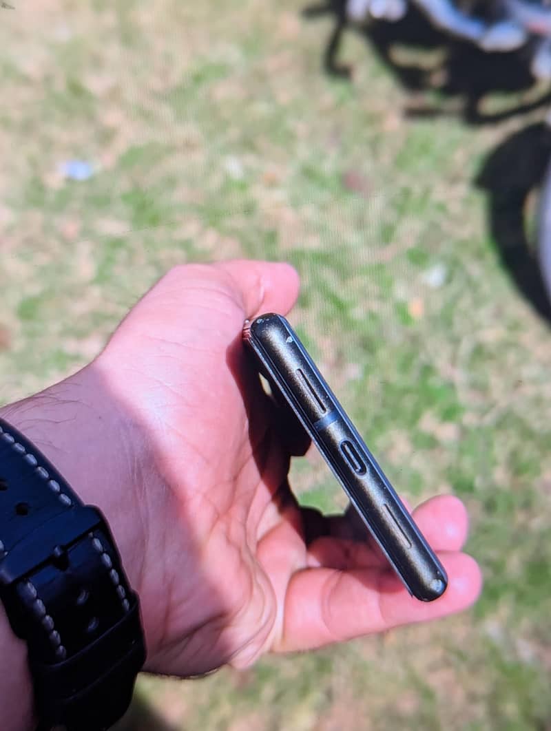 Google pixel 6 4