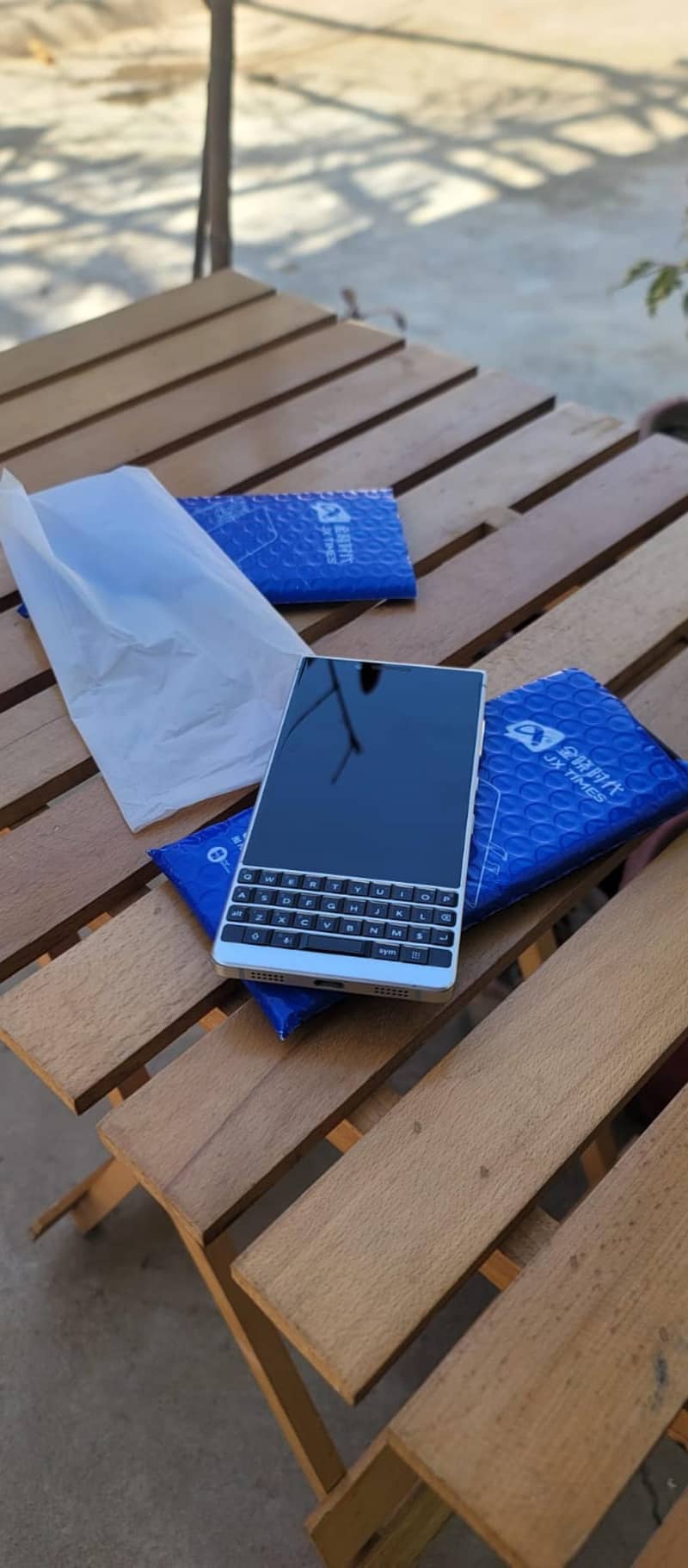 BlackBerry KEY2 1