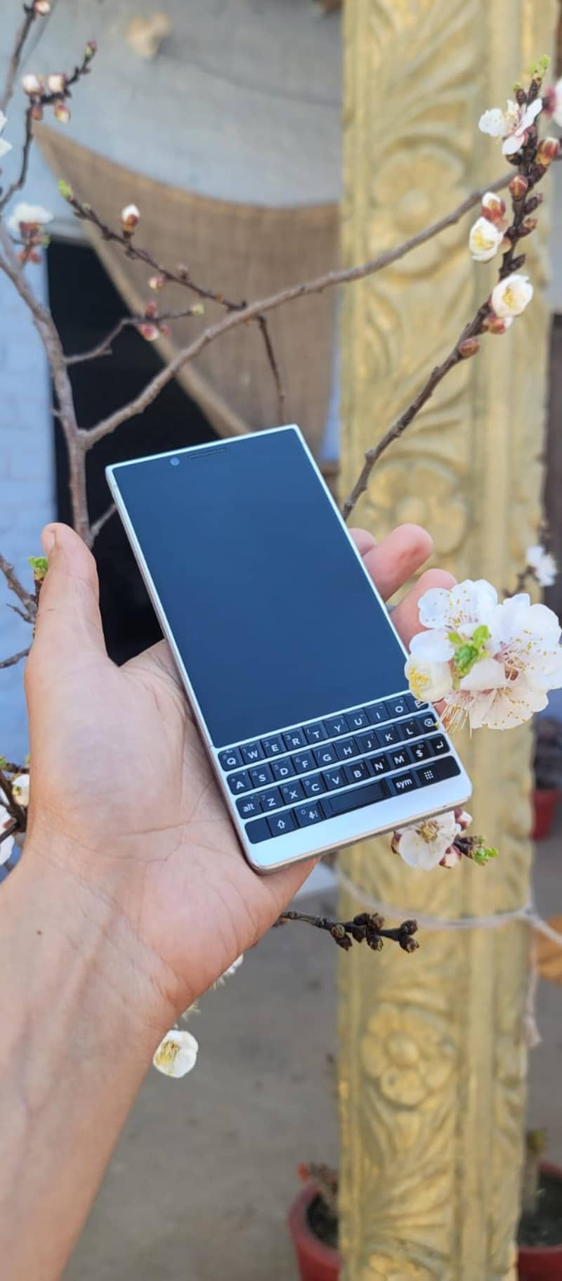 BlackBerry KEY2 3