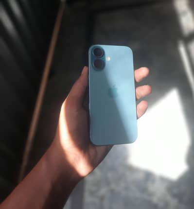 Apple iPhone 16