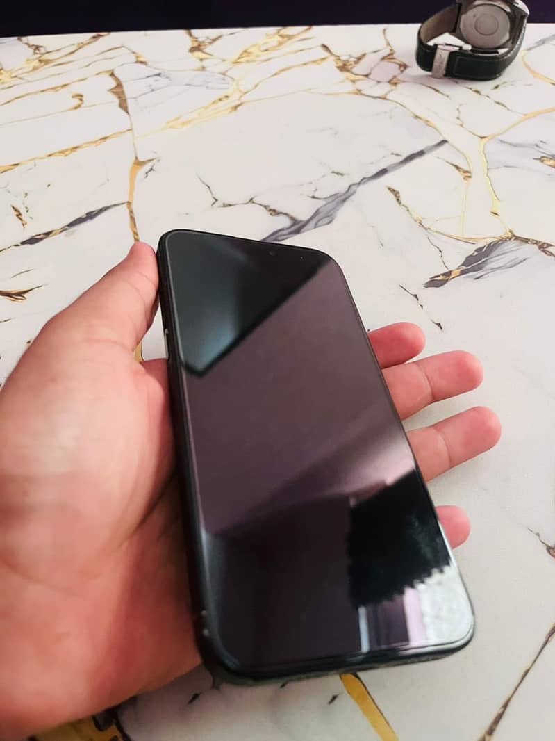iPhone 15 Pro Max 7