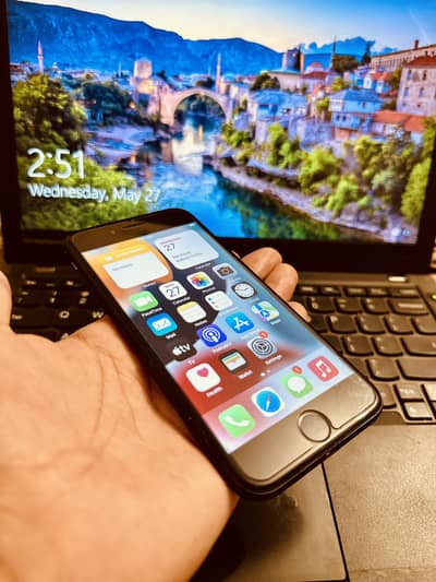 iPhone 7 [256GB] _PTA Approved