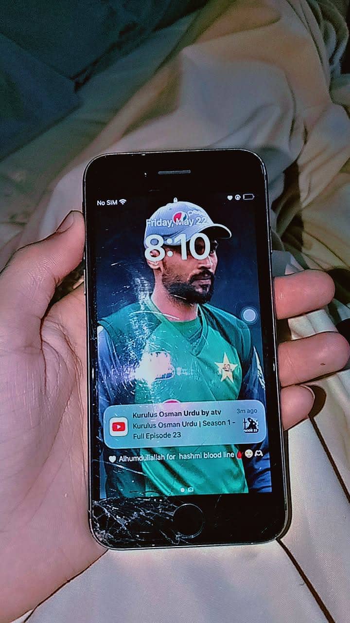 Apple iPhone 8 1