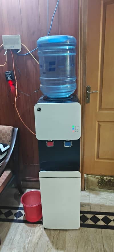 Pel Water dispenser