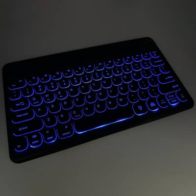 Wireless Bluetooth Keyboard with RGB lights