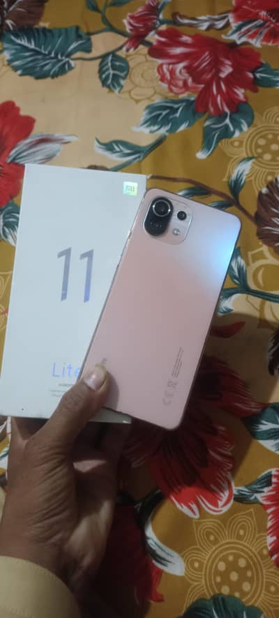 mi 11 lite 6/128 with box