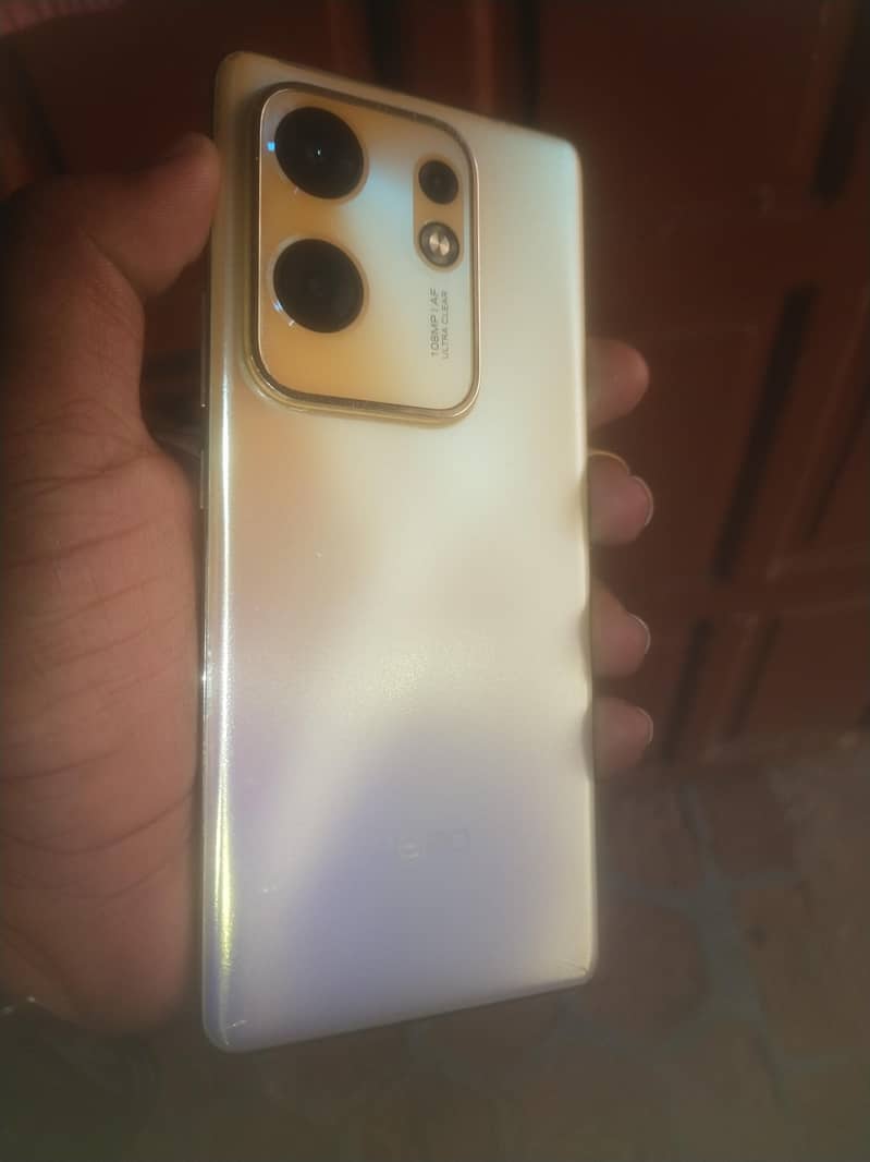 Infinix Zero 30 3