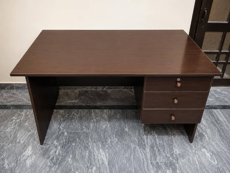 Office Table / Study Table / Computer Table with 3 Drawers 2