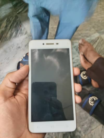 OPPO A37