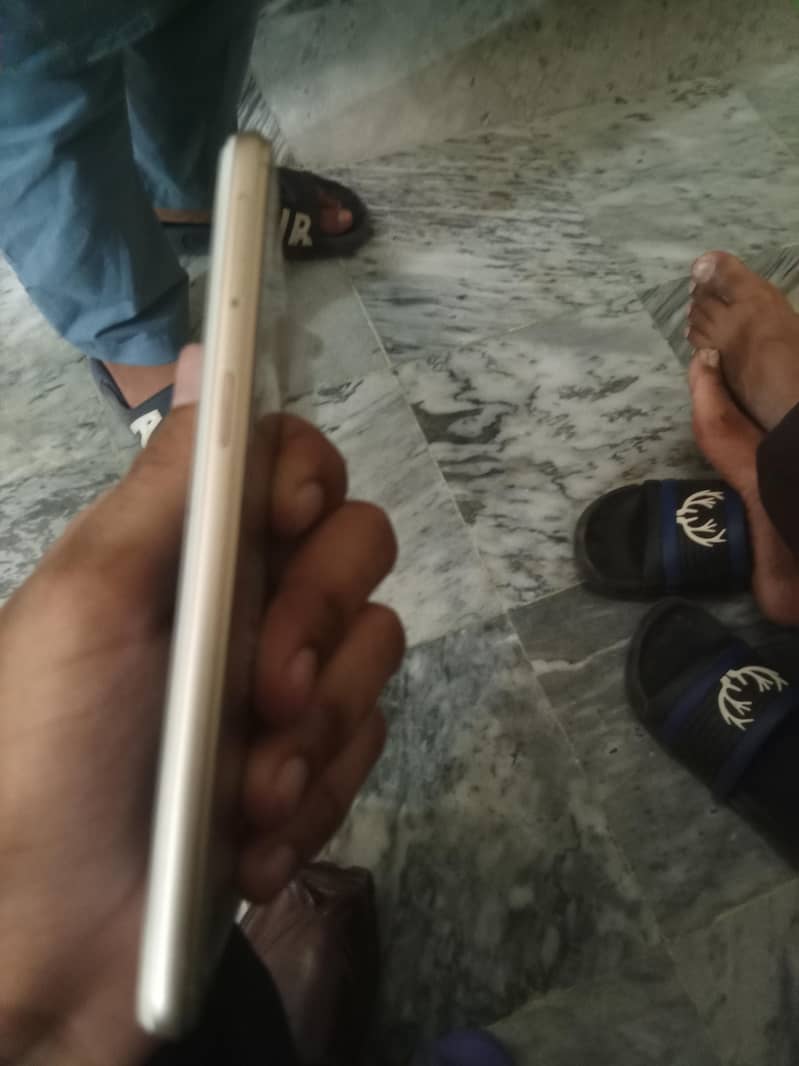 OPPO A37 3