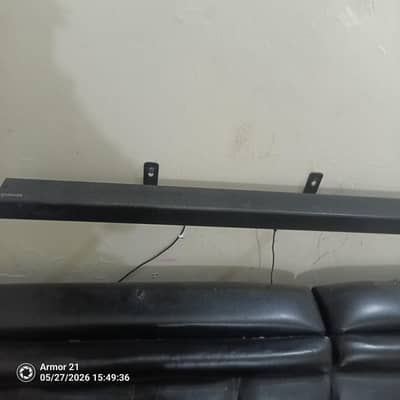 Samsung sound bar with woofer