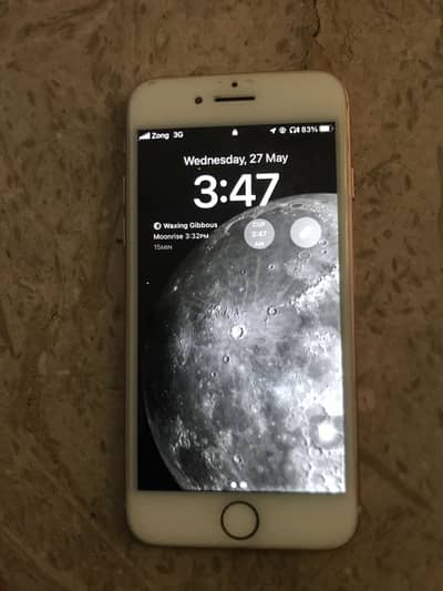 iPhone 8  64gb in lush condition