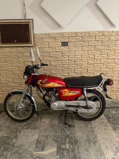 Honda 125 model 2020/2021 All Punjab number