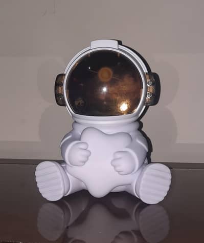 Astronaut Humidifier
