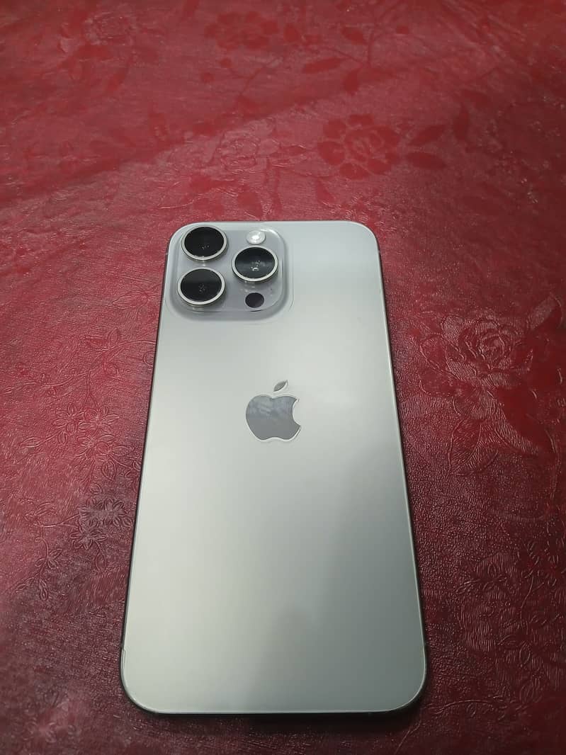 Iphone 15 pro max 0