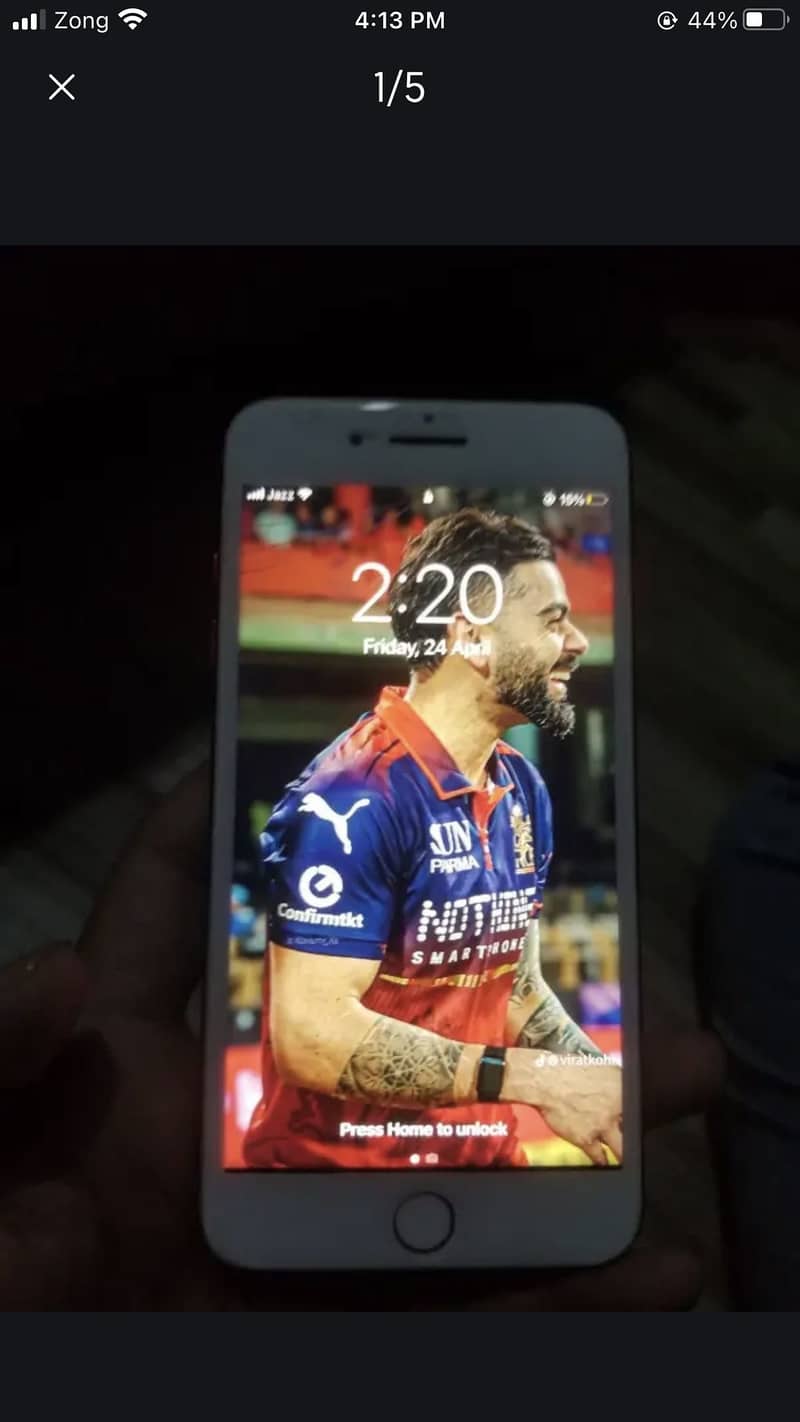 Apple iPhone 7 Plus 4