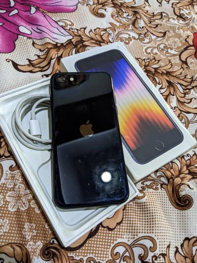 Apple iPhone SE 2023