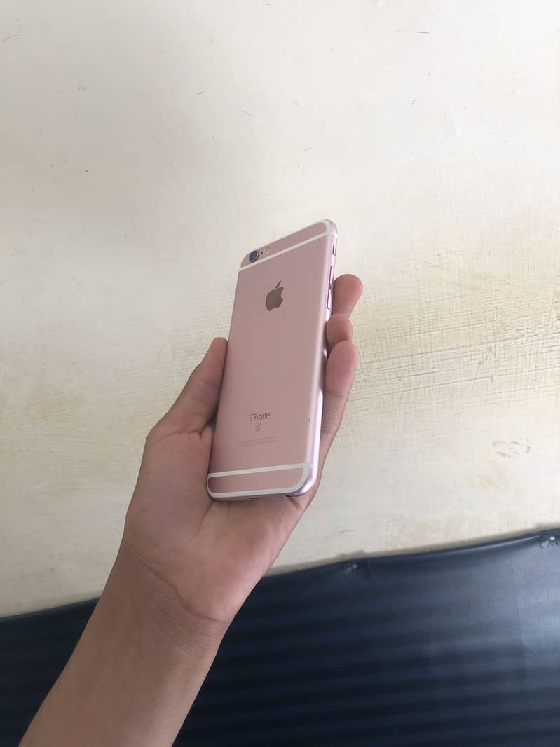Apple iPhone 6S 2