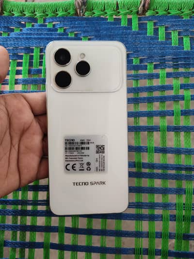 Tecno spark 40